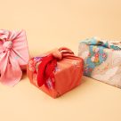 Furoshiki: ambalajul perfect pentru un cadou de Secret Santa